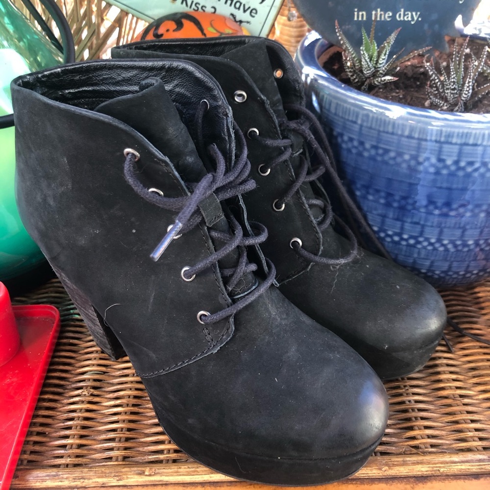 Steve Madden booties